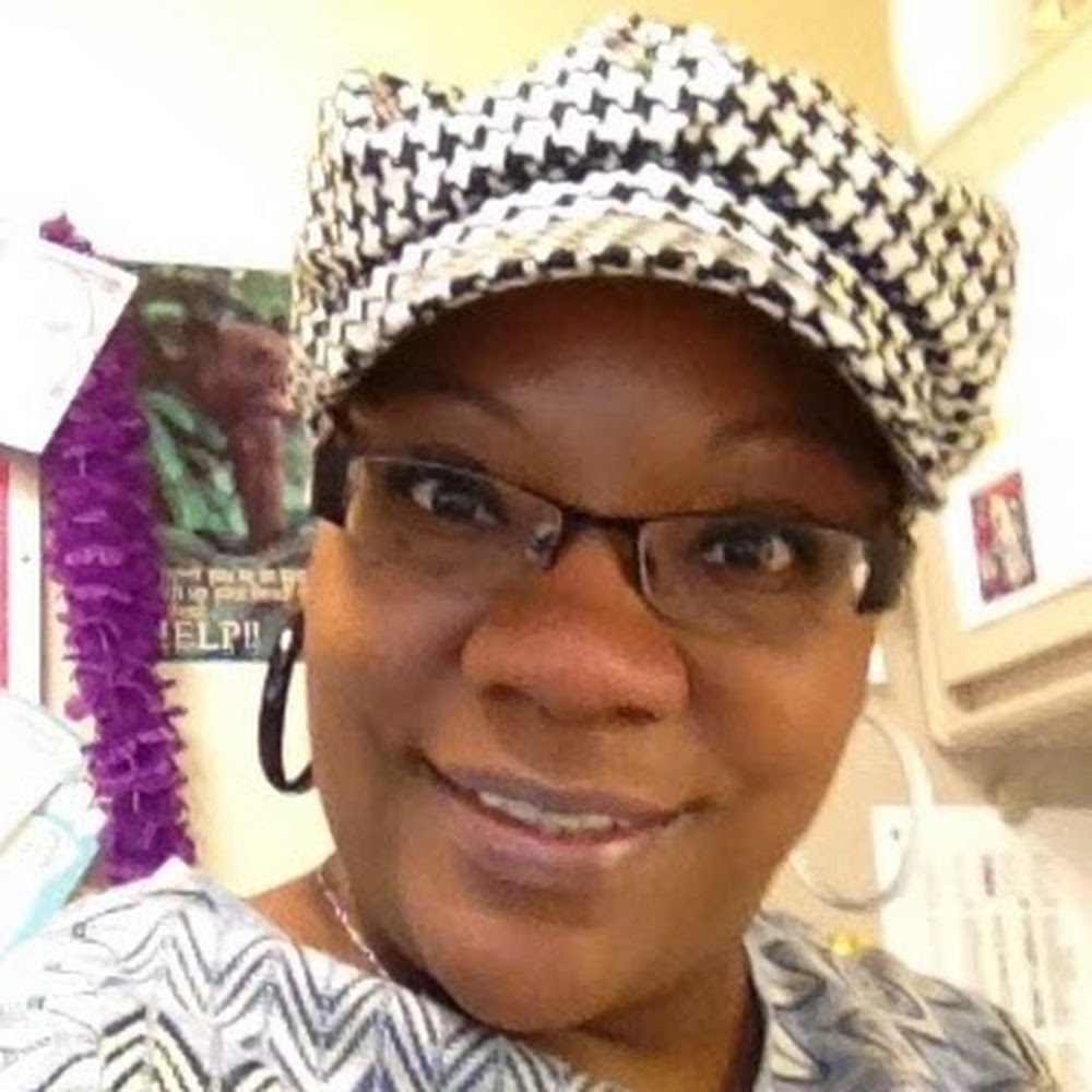 Meet your Posher, Karena